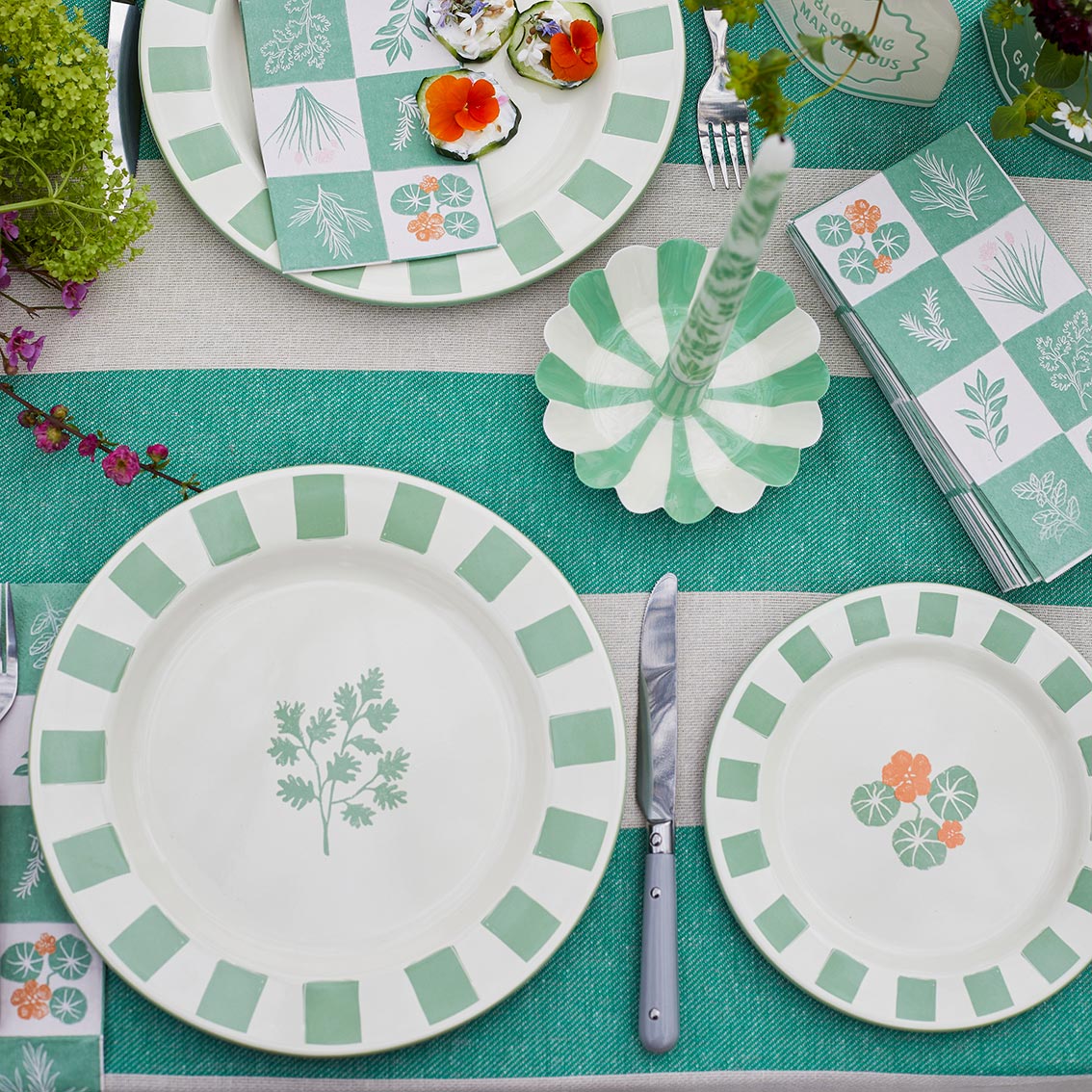 Parsley Enamel Plate - 26cm