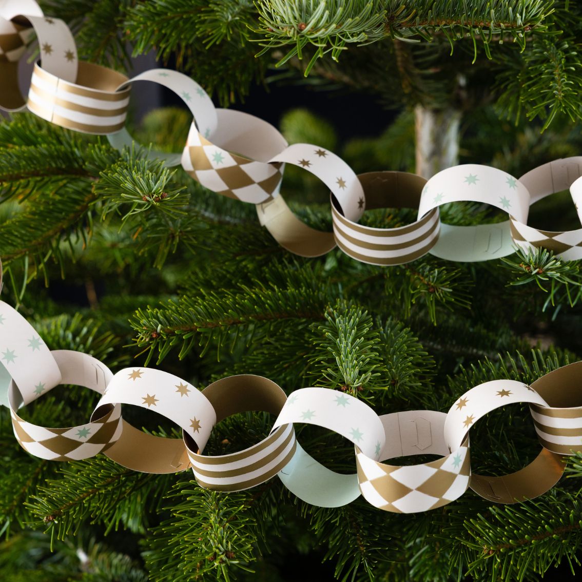 Gilded Paper Chains - 100 Pack