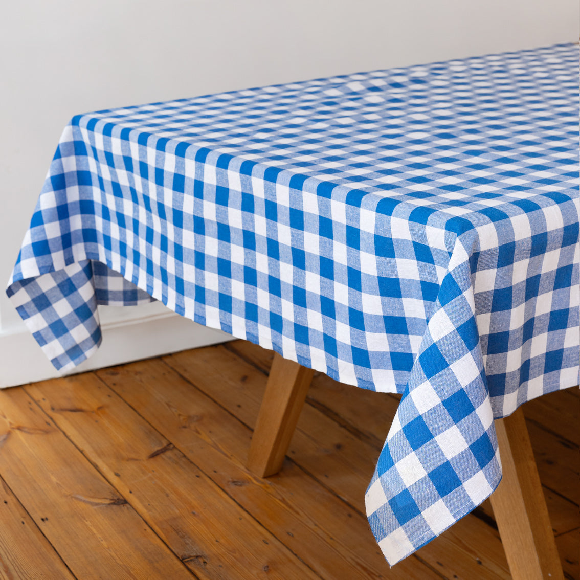 Blue & White Gingham Fabric Tablecloth