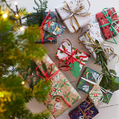 Holly Green Christmas Gift Tags - 8 Pack