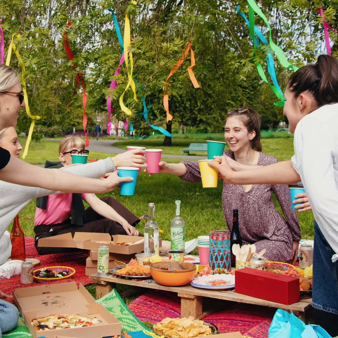Paper Rainbow Cups - 8 Pack